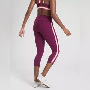 Athleta Contender Side Stripe Capri Size XS Plum NWT